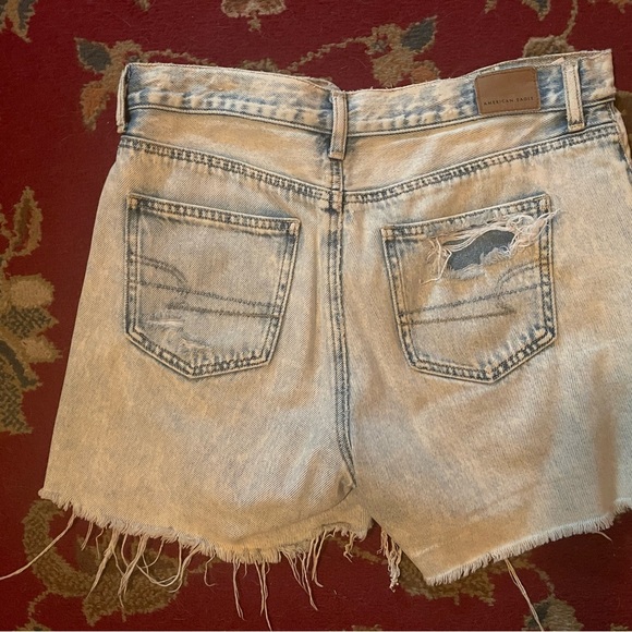 American Eagle Jean Mom Shorts - Picture 6 of 6